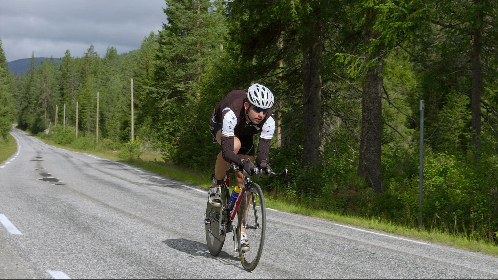 深圳队踏平猛龙，东契奇奥运周期关键战接管比赛