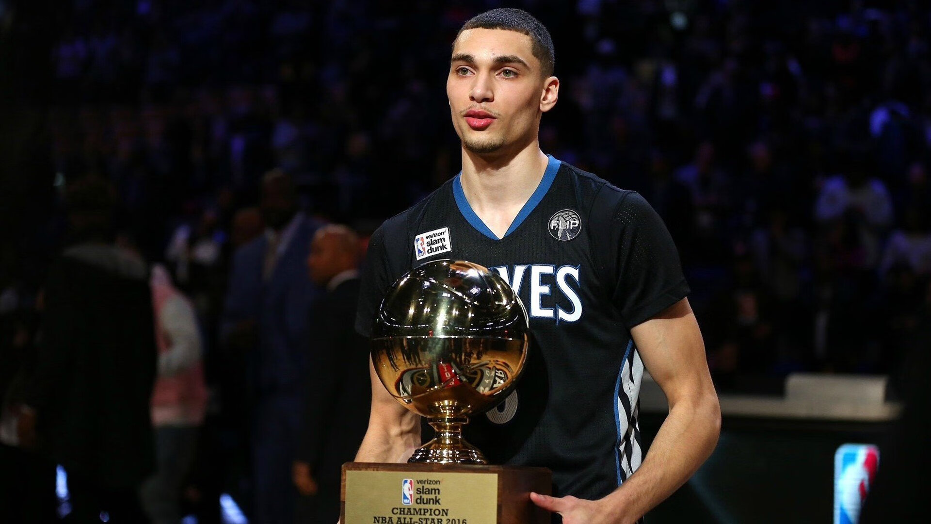 孔德接管美加墨世界杯，瑞士硬仗取胜尼日利亚背后的战术革命