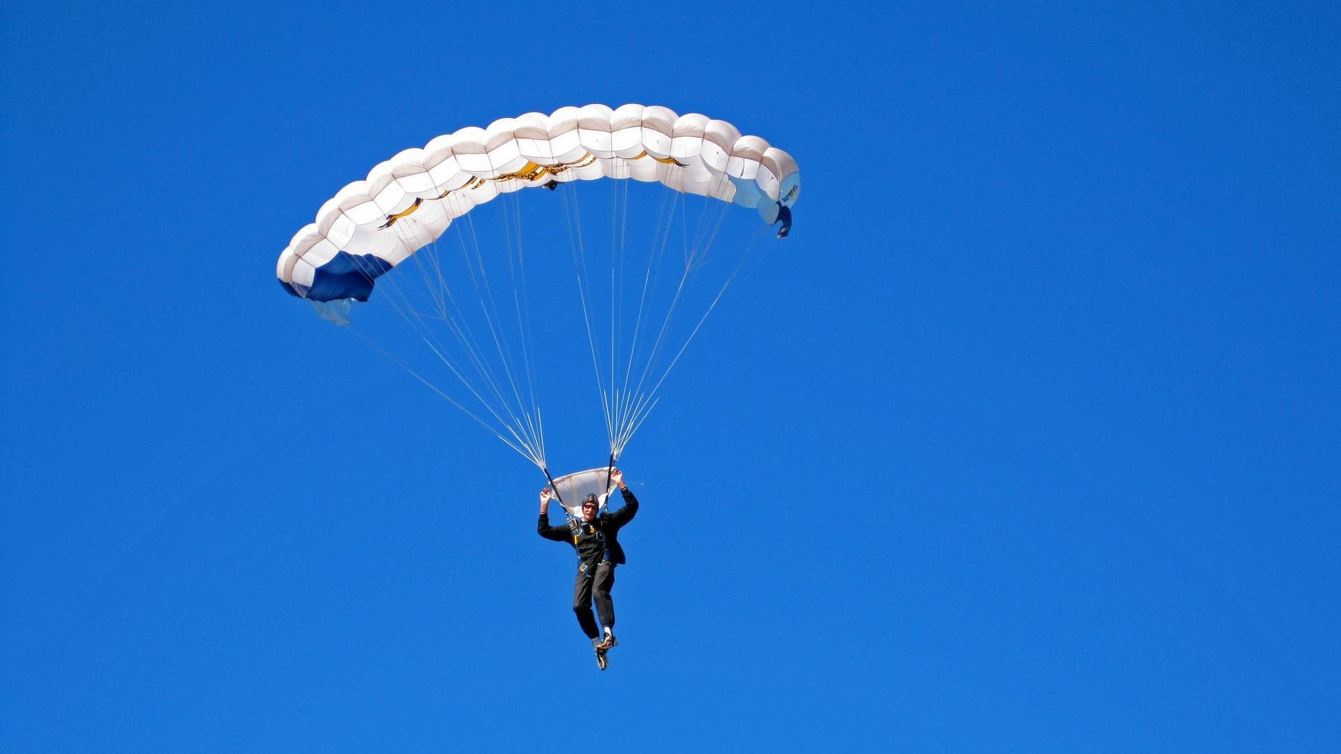 喀麦隆火力全开！抢七生死战上演非洲雄狮压制南美劲旅